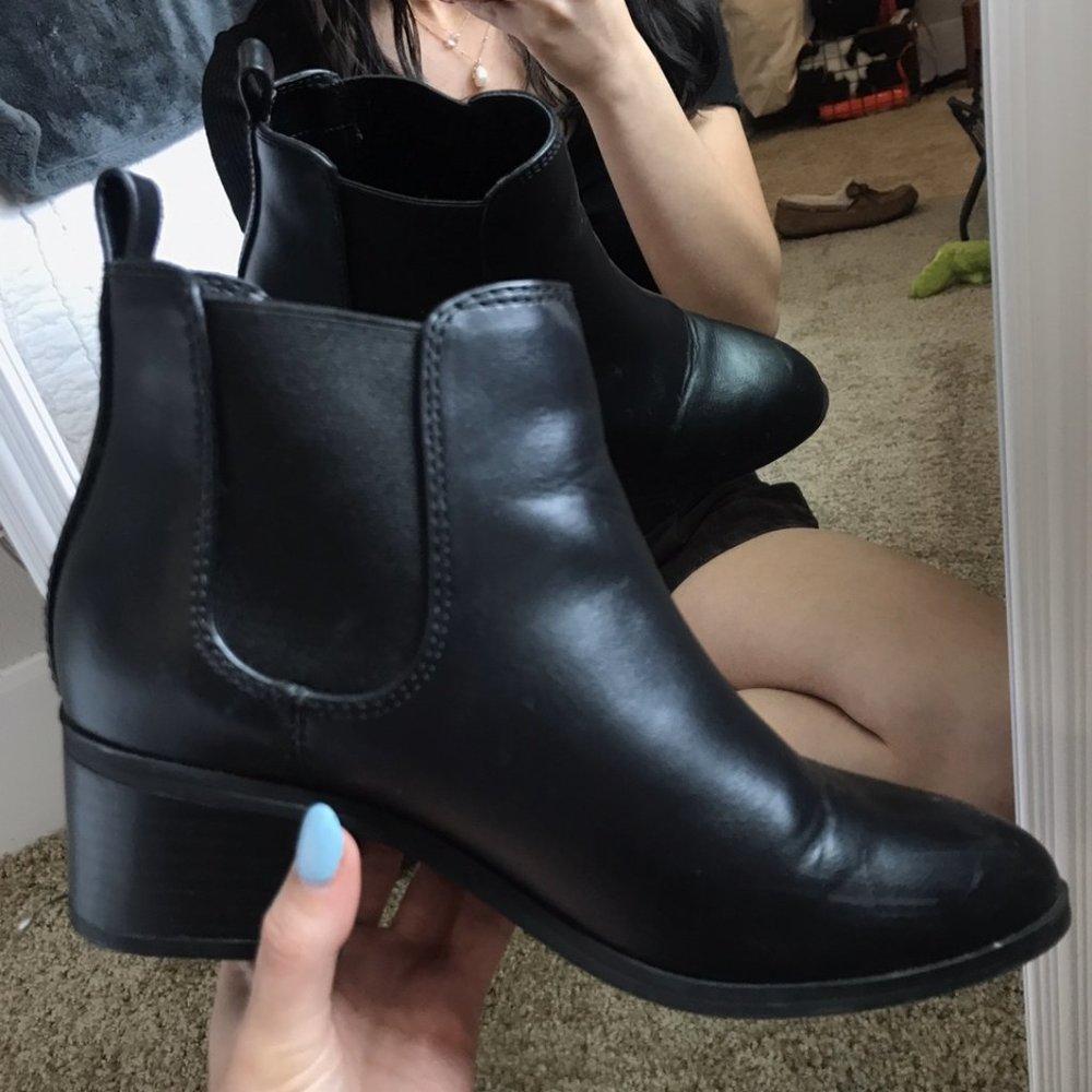 Black High Heel boots